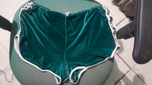 Shorts usadinhos pela esposa