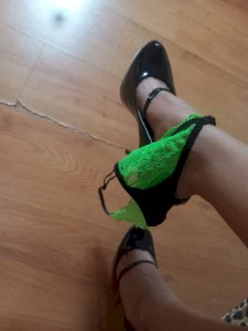 Calcinha de renda Usada em swing Verde e preta
