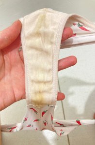 Calcinha usada, bem usada, como preferir...