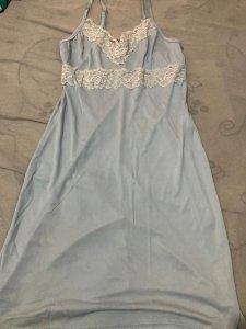 Camisola, pijama roupa de dormir usado por 7 dias