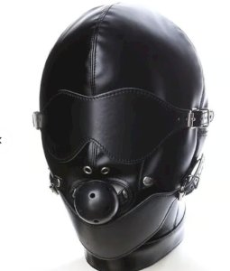Mascara de Couro com venda e mordaça