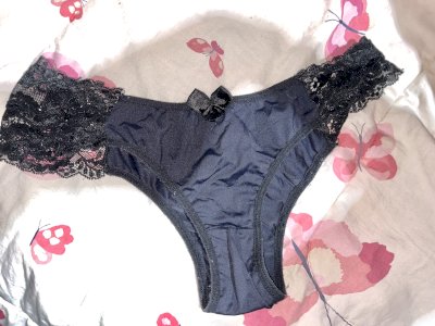 Calcinha preta usada sob encomenda 