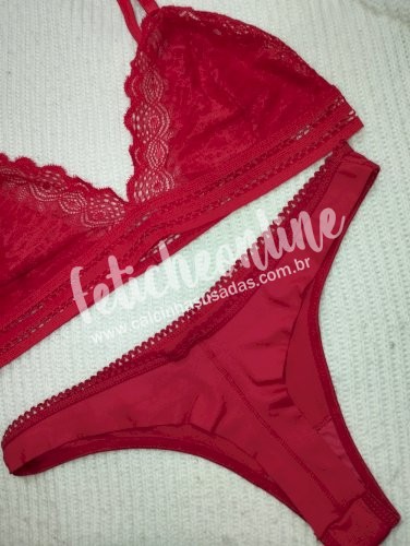 Conjunto Calcinha e Sutiã Vermelho 