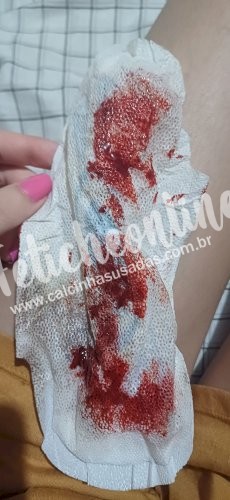 Absorvente com (SANGUE FRESQUINHO DE 1 DIA 