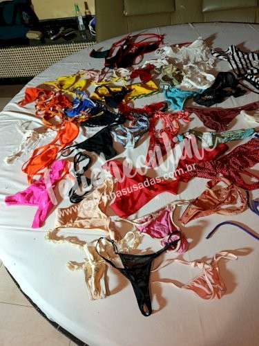 TODAS AS CALCINHAS, FIO DENTAL, FANTASIAS, ROUPAS E SHORTS DE SELMA RECIFE E AMIGAS. TUDO MESMO.