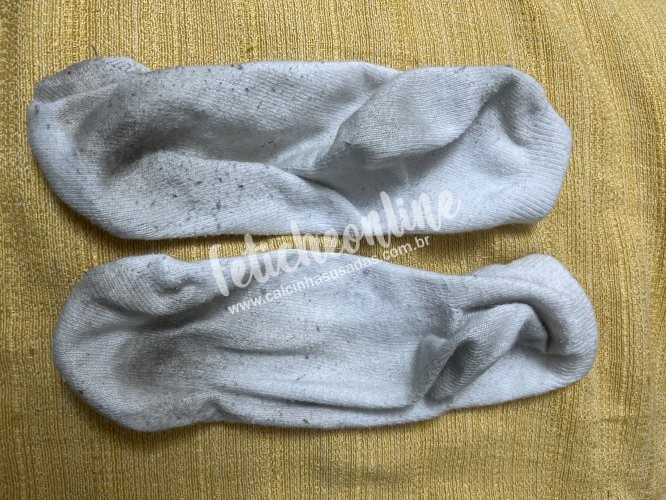 Meia branca chulézinho