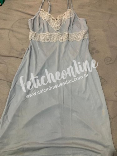 Camisola, pijama roupa de dormir usado por 7 dias