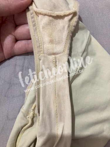 Calcinha usada com meu cheirinho (por 3 ou 5 dias) 