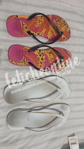 Chinelos usados pezinho 37